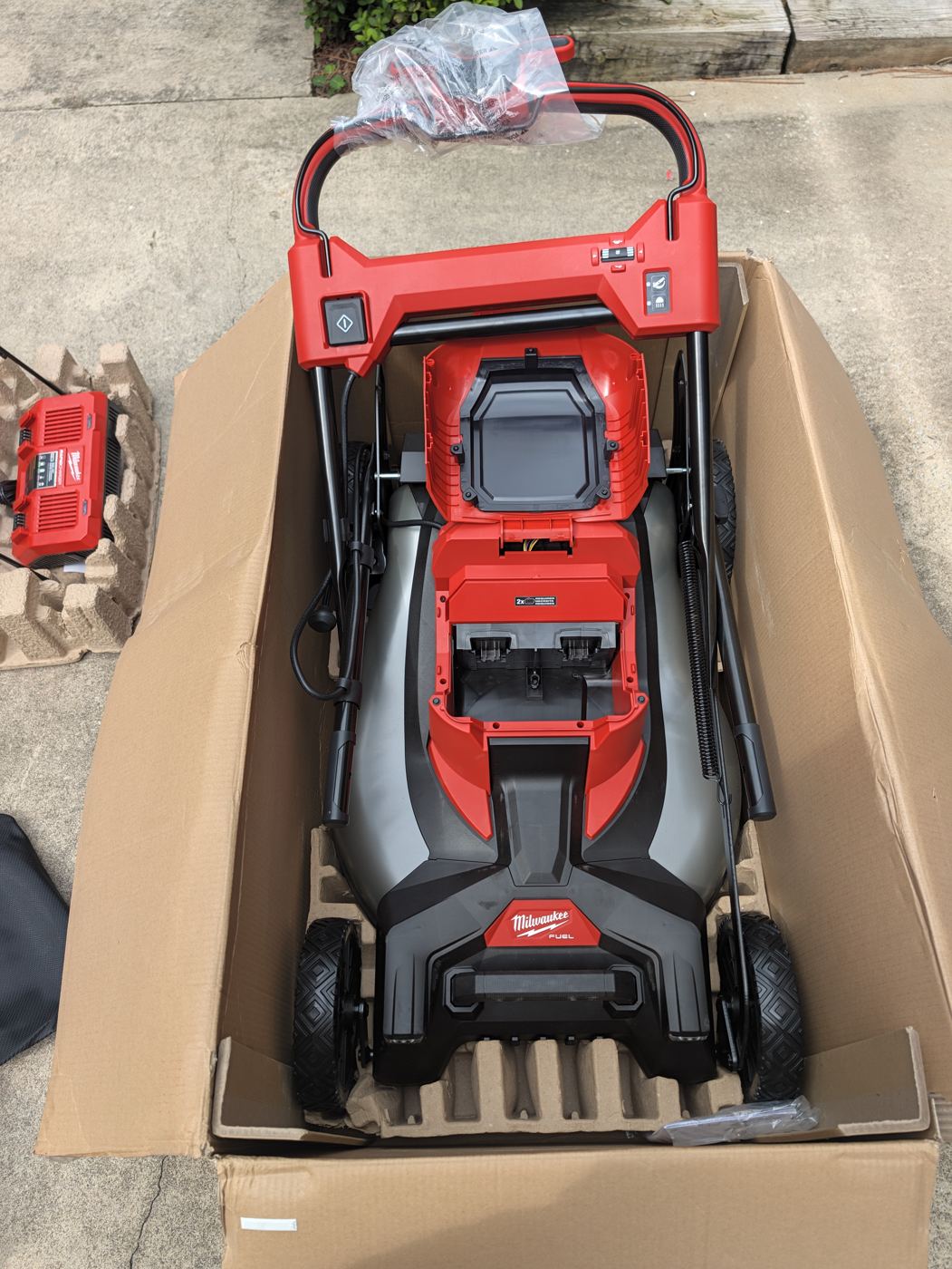 Milwaukee M18 FUEL mower B, unboxed, with side-discharge chute