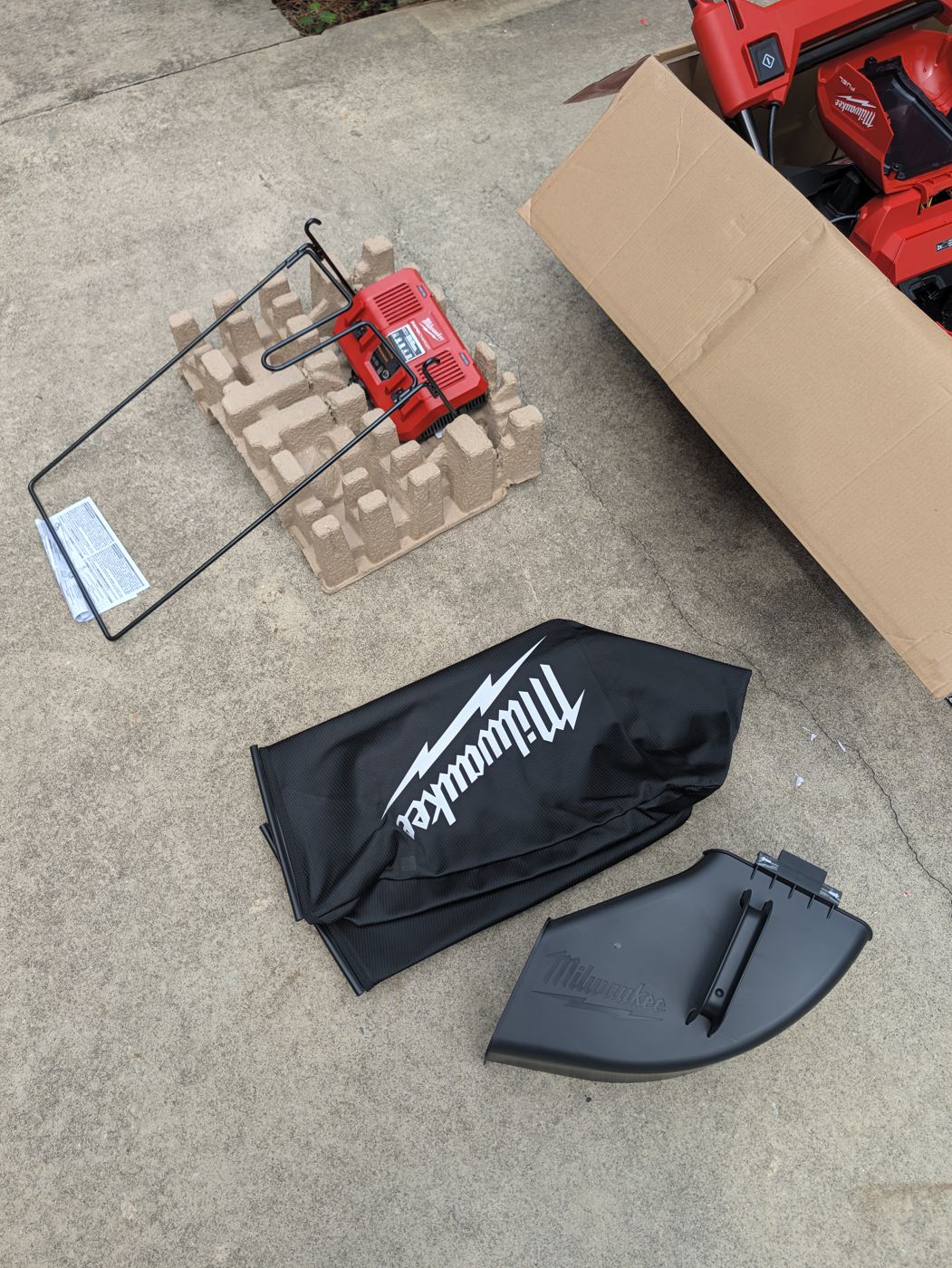Milwaukee M18 FUEL mower B, unboxed, with side-discharge chute - photo 2