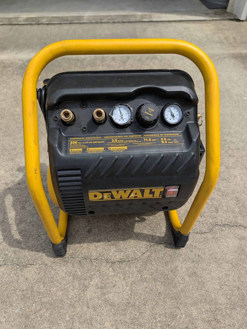 DeWalt air compressor control panel