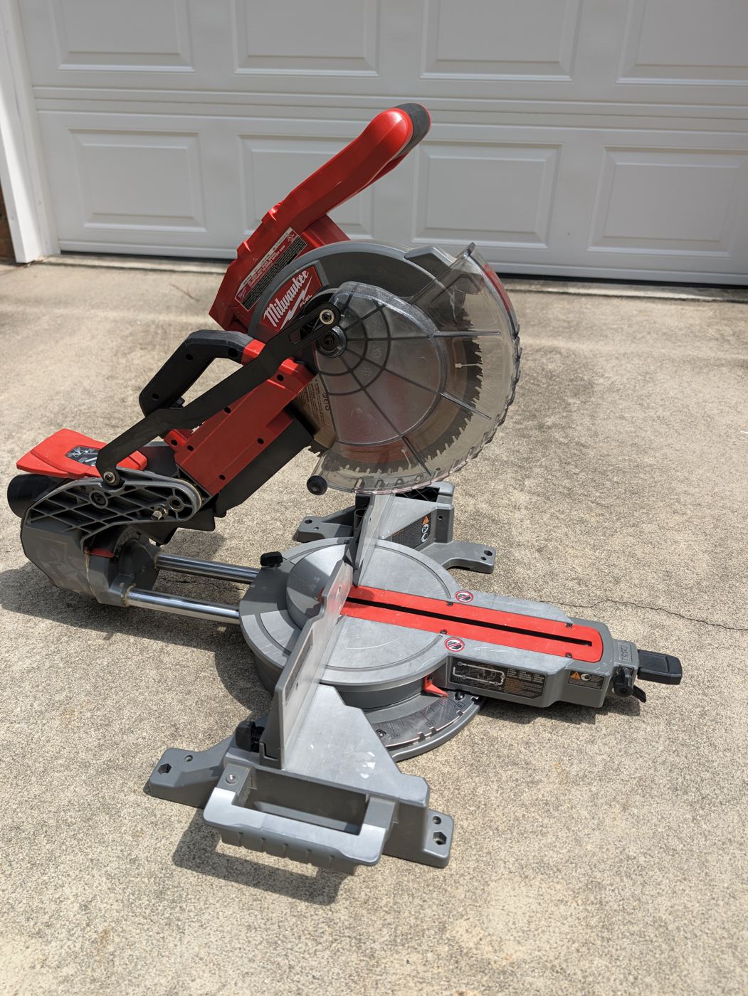Milwaukee M18 FUEL miter saw, full tool - photo 2