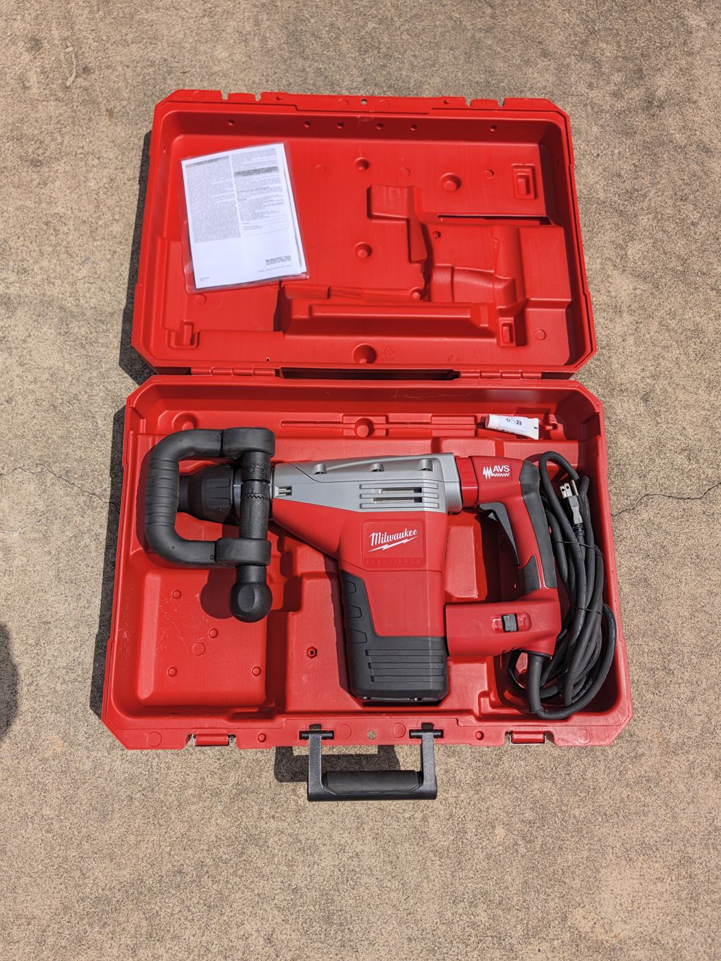 Milwaukee SDS-Max demolition hammer nameplate